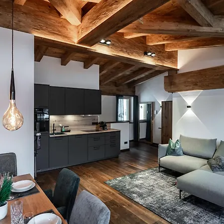 Big Seven Seiwald Apartment *